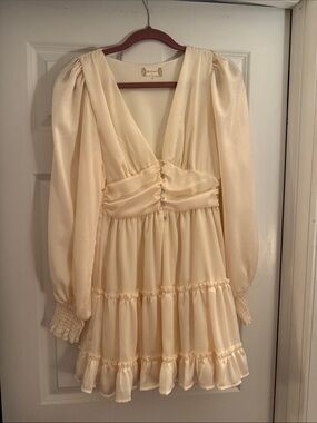 Altar’d State Women’s Cream Long-Sleeve Tiered Ruffle Dress